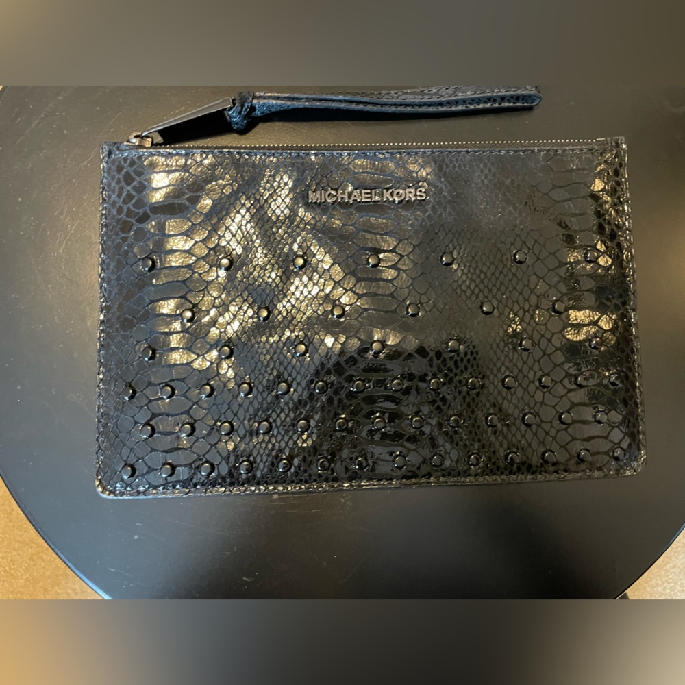 MICHAEL KORS RHEA BLACK EMBOSSED PYTHON LEATHER CRYSTAL Wristlet Clutch